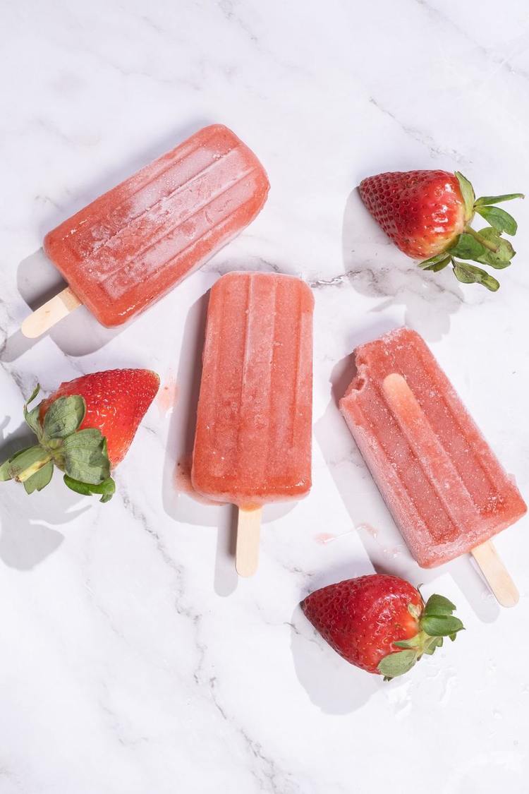 Vegan Strawberry Popsicles - Popsicle Recipe